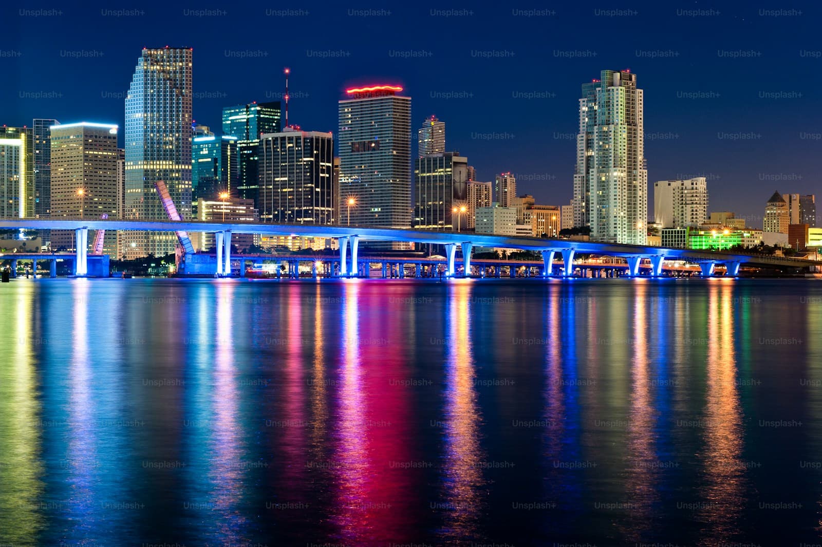 Jacksonville, Florida cityscape and street view
