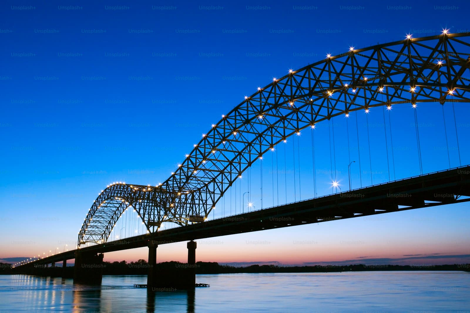 Memphis, Tennessee cityscape and street view